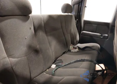 2004 Chevrolet Silverado 1500 Ls from USA, damaged, VIN 2GCEC19V741232350